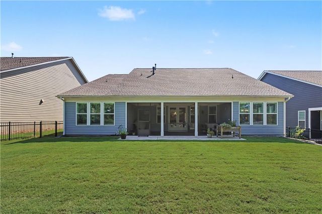 286 Chatuge Drive, Hoschton, GA 30548