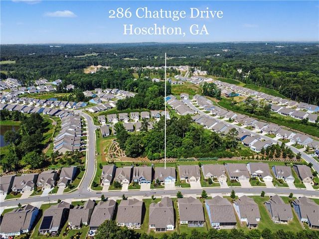 286 Chatuge Drive, Hoschton, GA 30548