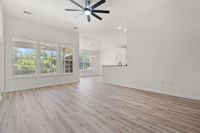 808 Wylie Ct., Conway, SC 29526