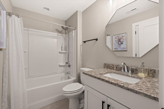 221 Sounder Cir, La Vergne, TN 37086