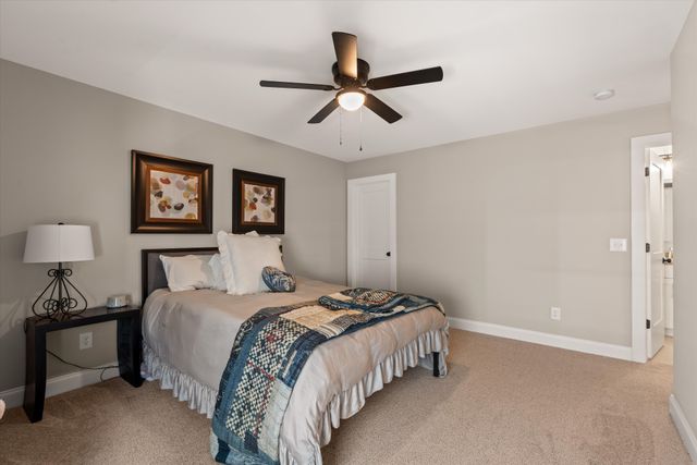 221 Sounder Cir, La Vergne, TN 37086