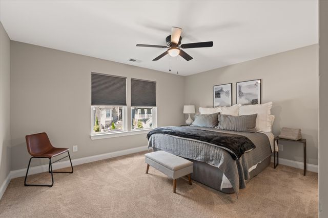 221 Sounder Cir, La Vergne, TN 37086