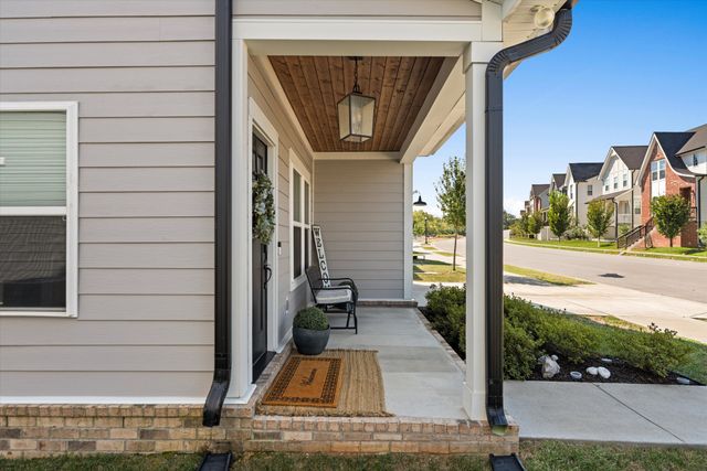 221 Sounder Cir, La Vergne, TN 37086
