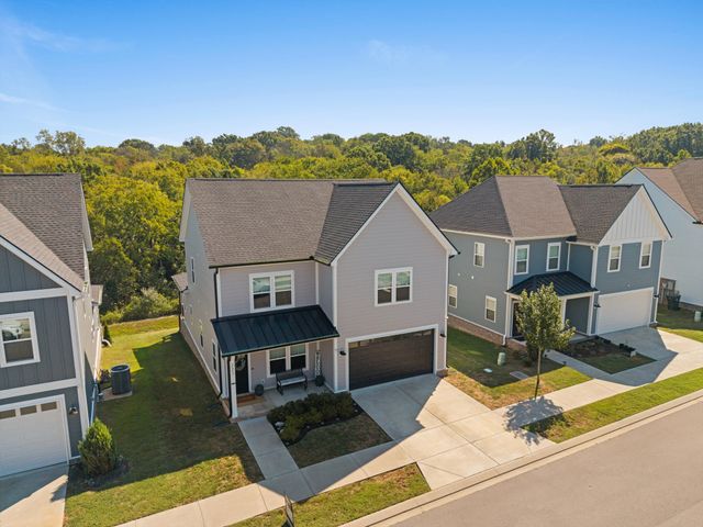221 Sounder Cir, La Vergne, TN 37086