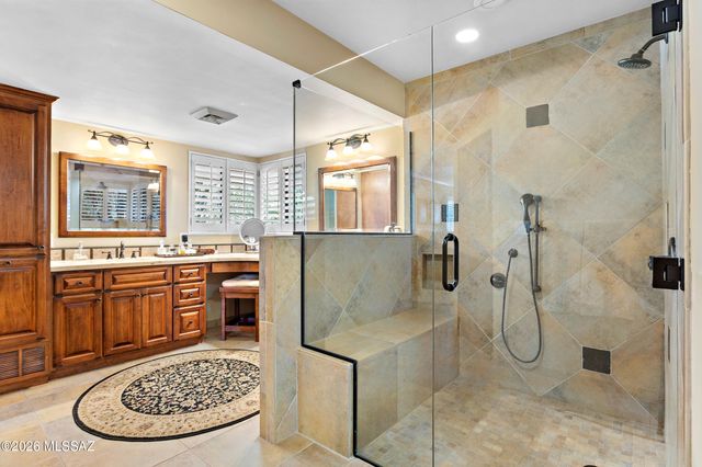 425 W Rapa Place, Tucson, AZ 85737