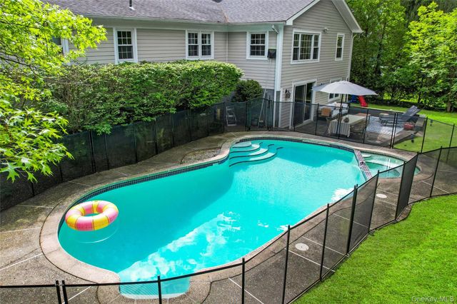 3 Lea Place, Rye, NY 10580
