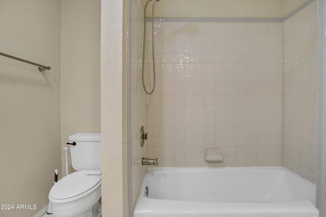 16035 N 10th Street, Phoenix, AZ 85022