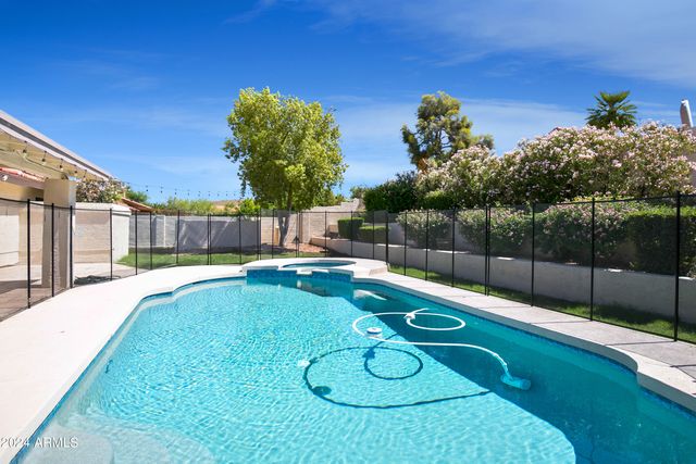 16035 N 10th Street, Phoenix, AZ 85022