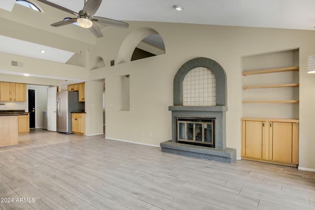16035 N 10th Street, Phoenix, AZ 85022