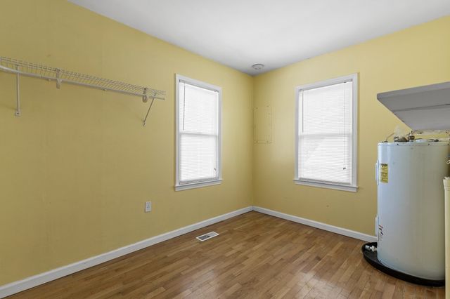 111 Briggs Street, Mccaysville, GA 30555