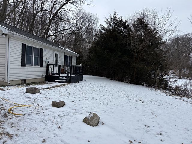 92265 Entrance Drive, Lawton, MI 49065