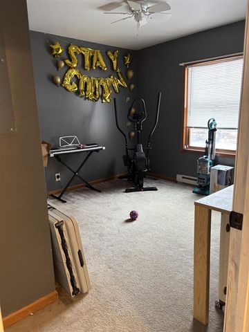 92265 Entrance Drive, Lawton, MI 49065