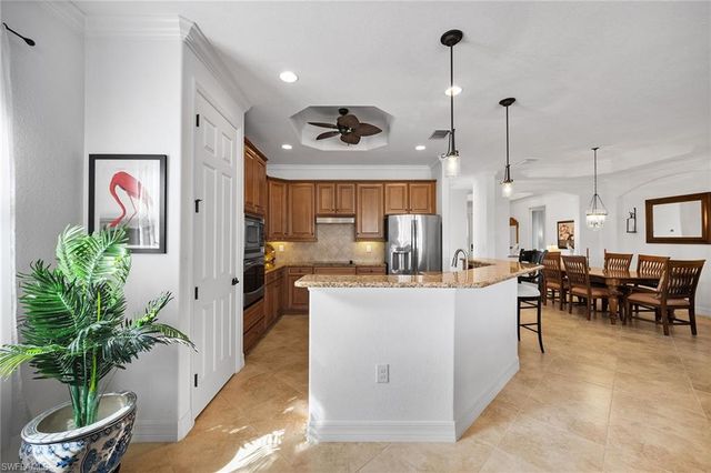 12504 Fenhurst WAY, Naples, FL 34120