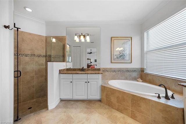 12504 Fenhurst WAY, Naples, FL 34120