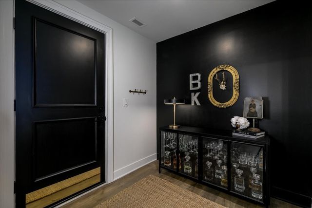 419 Main Street, Pella, IA 50219