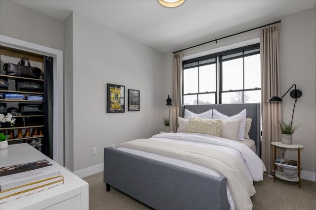 419 Main Street, Pella, IA 50219