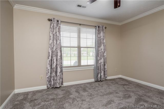 1913 Edgewood Station Road, New Albany, IN 47150