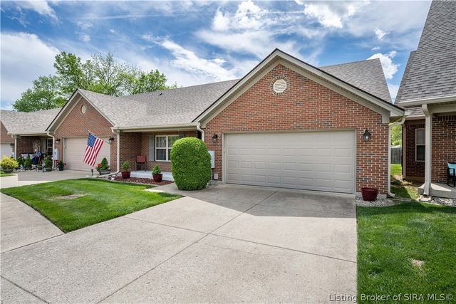 1913 Edgewood Station Road, New Albany, IN 47150