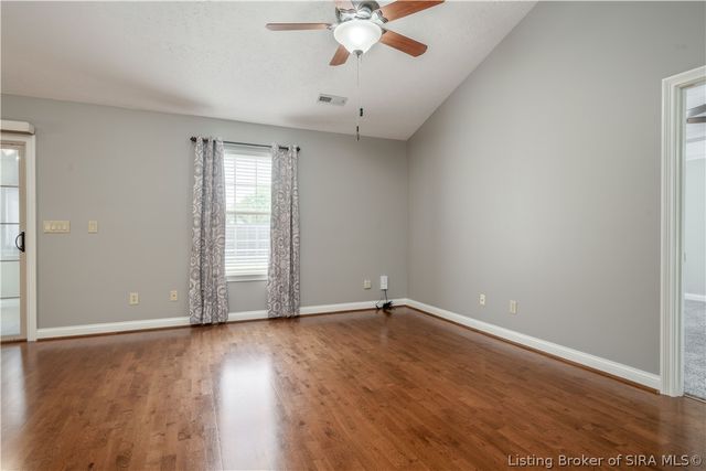 1913 Edgewood Station Road, New Albany, IN 47150