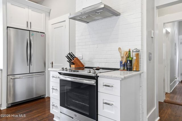 1912 Pender Avenue, Wilmington, NC 28403
