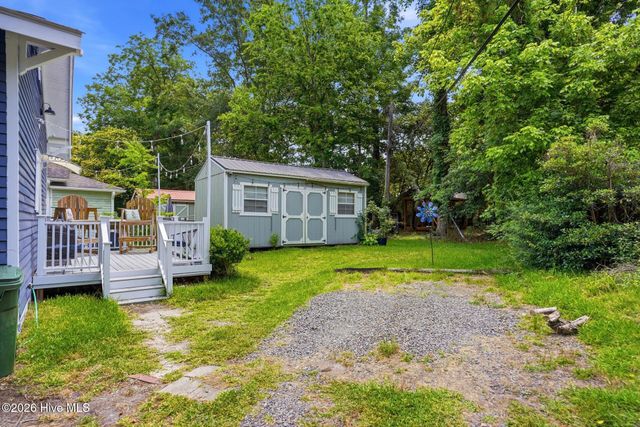 1912 Pender Avenue, Wilmington, NC 28403