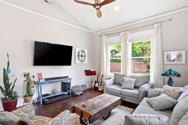1912 Pender Avenue, Wilmington, NC 28403