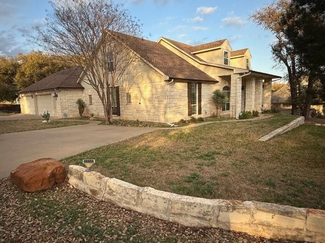 2104 Wills Way Drive, Granbury, TX 76049