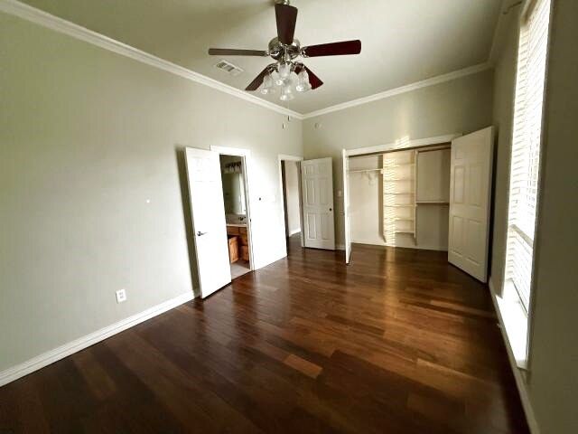 2104 Wills Way Drive, Granbury, TX 76049