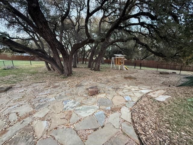 2104 Wills Way Drive, Granbury, TX 76049