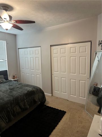 304 Sonie Dr 304, Ohio Twp, PA 15143