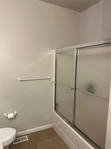 304 Sonie Dr 304, Ohio Twp, PA 15143