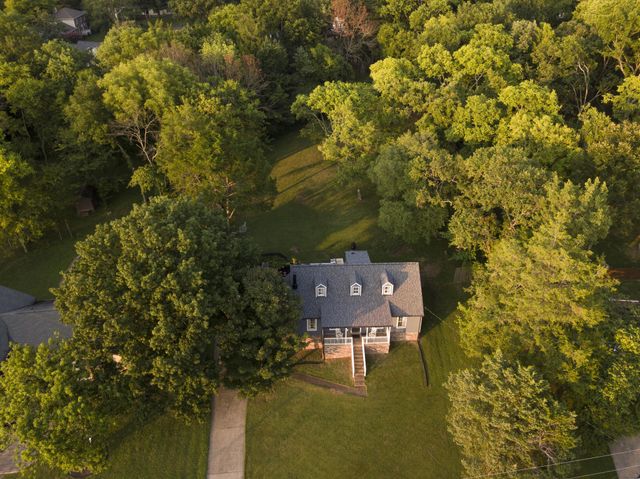 607 Quarter Horse Ln, Nolensville, TN 37135