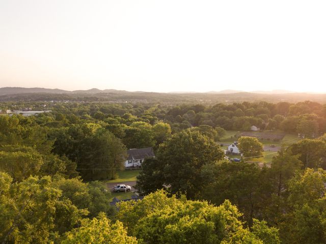 607 Quarter Horse Ln, Nolensville, TN 37135