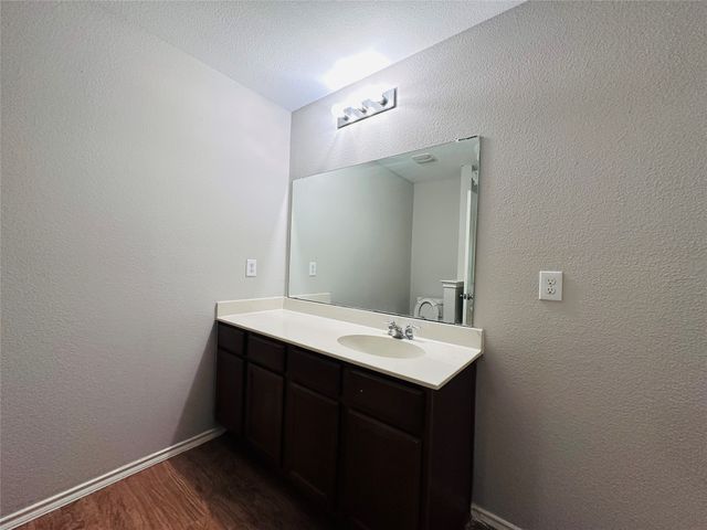 1703 Eagle River Trail, Lancaster, TX 75146