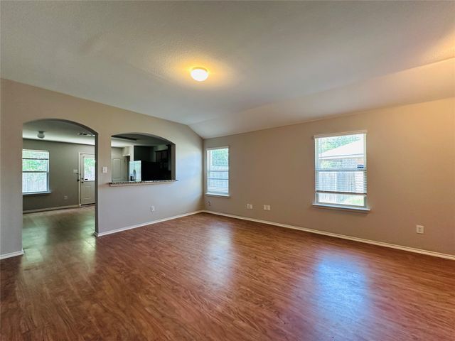 1703 Eagle River Trail, Lancaster, TX 75146