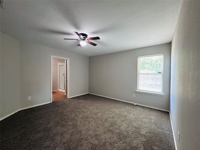 1703 Eagle River Trail, Lancaster, TX 75146