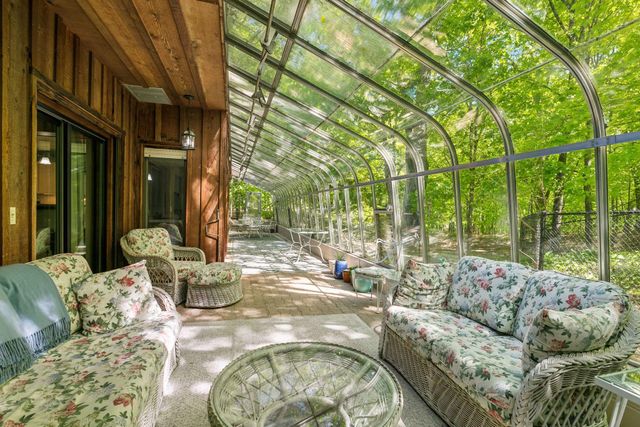 2105 Dutchview Road, Minnetrista, MN 55364