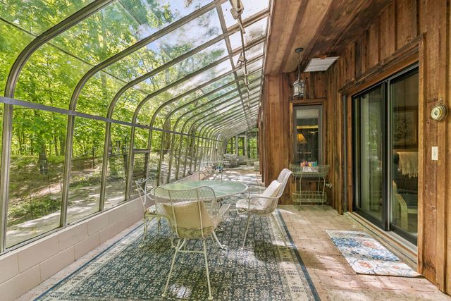 2105 Dutchview Road, Minnetrista, MN 55364