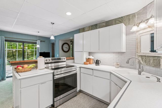2105 Dutchview Road, Minnetrista, MN 55364