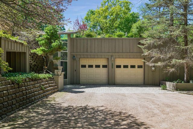 2105 Dutchview Road, Minnetrista, MN 55364