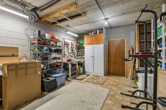 2105 Dutchview Road, Minnetrista, MN 55364