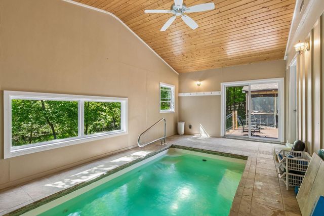 2105 Dutchview Road, Minnetrista, MN 55364