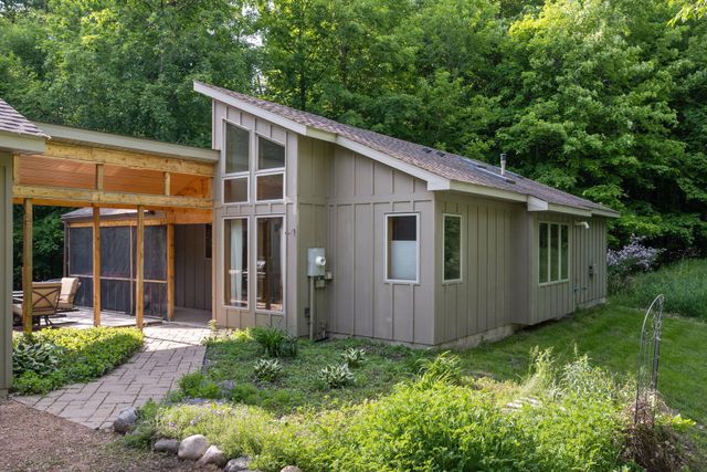 2105 Dutchview Road, Minnetrista, MN 55364