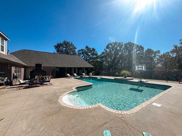 101 Summerview, Searcy, AR 72143