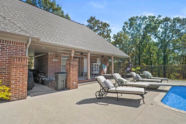 101 Summerview, Searcy, AR 72143
