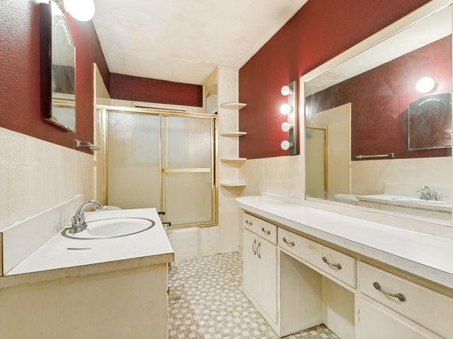 709 Mulkey Lane, Denton, TX 76209