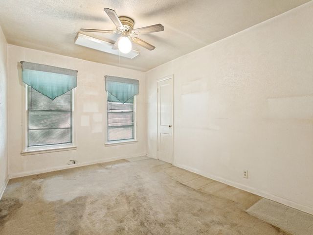 709 Mulkey Lane, Denton, TX 76209