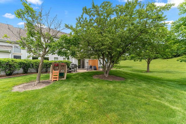 9203 W Westinghouse Court, Mokena, IL 60448
