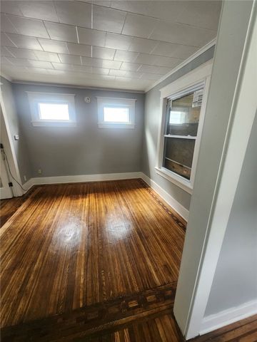 11 Willow Street, Rochester, NY 14606