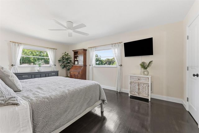 2701 67TH WAY N, St Petersburg, FL 33710
